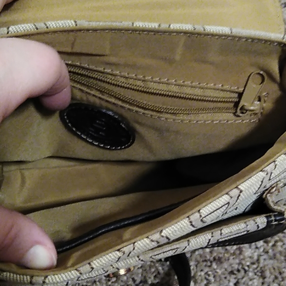 Purse - Picture 2 of 3